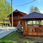 U Michala- Neakceptujeme Mlade Partie * Terchová