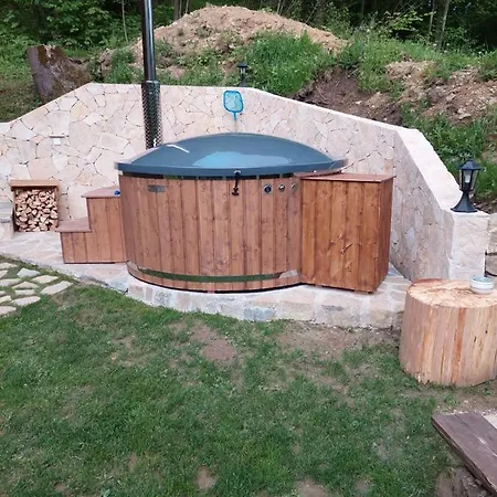 U Michala- Neakceptujeme Mlade Partie Domek alpejski Tierchowa
