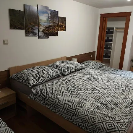 U Michala- Neakceptujeme Mlade Partie * Tierchowa