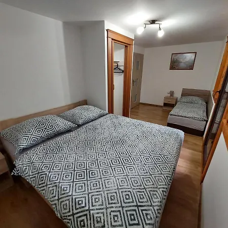 U Michala- Neakceptujeme Mlade Partie *