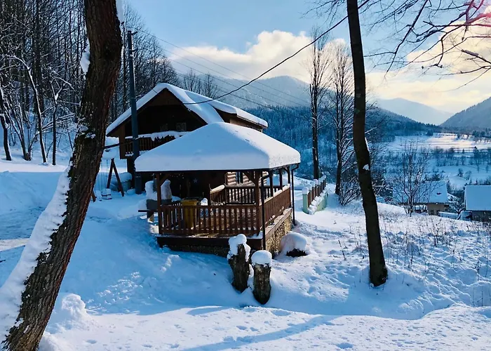 U Michala- Neakceptujeme Mlade Partie 샬레 *