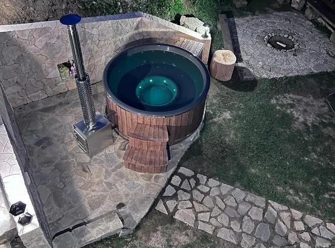 샬레 U Michala- Neakceptujeme Mlade Partie