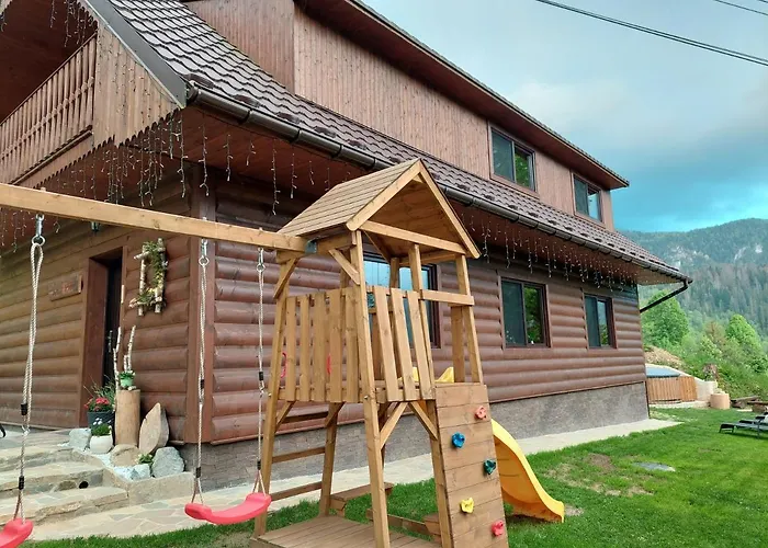 U Michala- Neakceptujeme Mlade Partie 샬레 Terchová