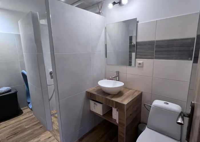 U Michala- Neakceptujeme Mlade Partie Terchová